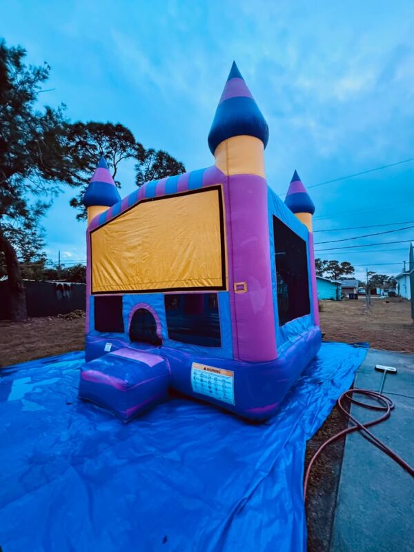 Candy Bouncy Castle House - Image 2